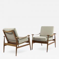 Finn Juhl Spade Lounge Chairs by Finn Juhl for France Daverkosen