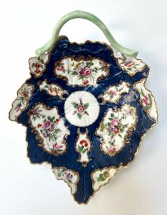 First Period Dr Wall Worcester Wall Pair of Dr Wall Worcester Porcelain Scale Blue Leaf Twig Dishes circa 1770 - 4684082