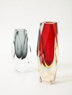 Flavio Poli Set of Two 1970s Faceted Murano Glass Sommerso vases By Flavio Poli  - 3473730