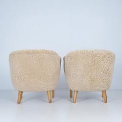 Flemming Lassen Pair of Flemming Lassen Ingeborg Chairs in Honey Sheepskin Asko 1950s - 4525130
