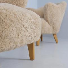 Flemming Lassen Pair of Flemming Lassen Ingeborg Chairs in Honey Sheepskin Asko 1950s - 4525132