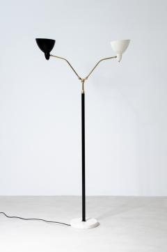 Floor lamp with marble base brass stem and double diffuser in painted metal - 2434555