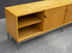 Florence Knoll Florence Knoll Maple Credenza with Leather Pulls and Oak Drawers Early 1950s - 2197875