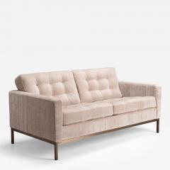 Florence Knoll Florence Knoll Settee Loveseat in Limani Mohair Brushed Bronze - 4659325