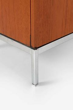 Florence Knoll Florence Knoll Two Door Cabinet in Teak Wood - 2829339