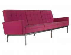 Florence Knoll Florence Knoll for Knoll Mid Century Modern Sofa in Fuchsia - 2438501
