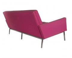 Florence Knoll Florence Knoll for Knoll Mid Century Modern Sofa in Fuchsia - 2438503