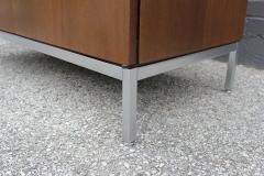 Florence Knoll Knoll Marble Top Credenza in Walnut and Calacatta Designed by Florence Knoll - 1867032