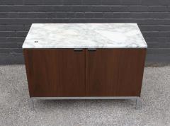 Florence Knoll Knoll Marble Top Credenza in Walnut and Calacatta Designed by Florence Knoll - 1867034