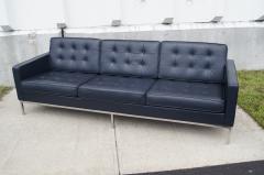 Florence Knoll Leather Sofa by Florence Knoll - 101427