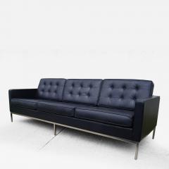 Florence Knoll Leather Sofa by Florence Knoll - 106537