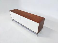Florence Knoll Mid Century Modern White Sideboard by Florence Knoll - 2995556