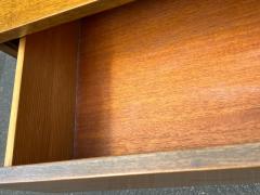 Florence Knoll PAIR OF MID CENTURY NIGHT STANDS IN THE MANNER OF FLORENCE KNOLL - 2811243