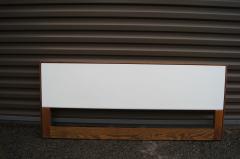 Florence Knoll Queen Walnut and Laminate Headboard by Florence Knoll for Knoll Associates - 2949106