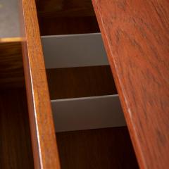 Florence Knoll Six Drawer Dresser by Florence Knoll for Knoll International - 4774269