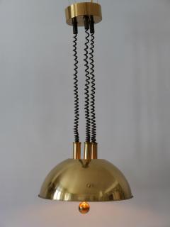 Florian Schulz Large Elegant Mid Century Pulldown Brass Pendant Lamp by Florian Schulz 1970s - 4124742
