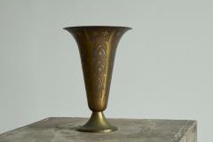 Fluted Art Deco Vase in Patinated Metal and Brass 1930s - 4395637