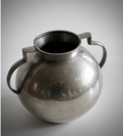 Folke Arstr m A pewter vase by FOLKE ARSTR M - 4286349