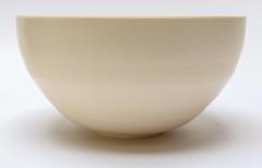 Forever Bowl in Blanc White and Noir Black by Style Union Home - 2390298
