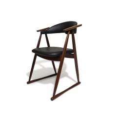 Four Unique Scandinavian Teak Dining Chairs - 3407094