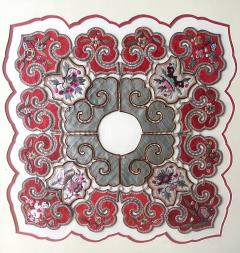 Framed Chinese Embroidered Silk Collar Qing Dynasty - 2961130
