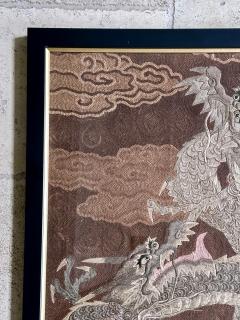 Framed Japanese Embroidery Dragon Tapestry Meiji Period - 4184313