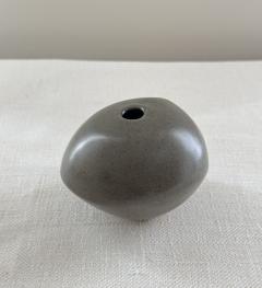 Fran is Katchatouroff two vases and a closed form 1970s - 4353671