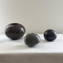 Fran is Katchatouroff two vases and a closed form 1970s - 4353677