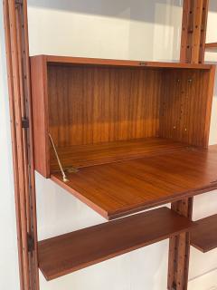 Franco Albini Mid Century Modern LB7 Bookcase by Franco Albini for Poggi - 2631315