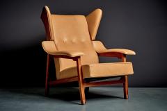 Franco Albini New upholstered Lounge Chairs in Cognac Leather in the manner of Franco Albini - 4570630