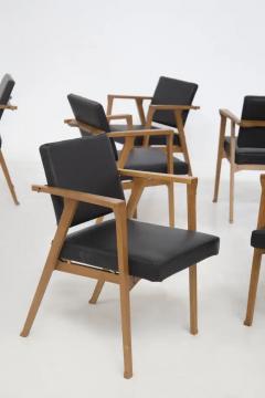 Franco Albini Twelve Chairs Attr to Franco Albini in Wood and Leather - 3646644