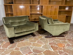 Franz Sartori Italian Mid Century Olive Green Velvet Armchairs by Franz Sartori for Flexform - 2603026