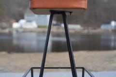 Frederic Weinberg Set of 5 Frederic Weinberg Square Leg Iron Orange Leatherette Upholstery 1950s - 4107514