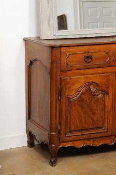 French 1750s Louis XV Walnut Proven al Buffet with Single Drawer and Two Doors - 3451286