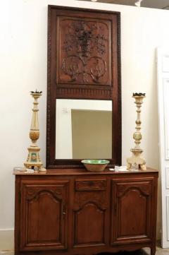 French 1750s Oak Trumeau Mirror with Large Carved Rinceaux and Floral Bouquet - 3441685