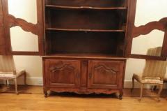 French 1790s Walnut Buffet Deux Corps with Glass Doors and Carved Motifs - 3451183