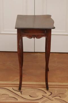 French 1790s Walnut Side Table with Side Drawer Curving Legs and Carved Apron - 3485344