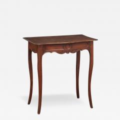 French 1790s Walnut Side Table with Side Drawer Curving Legs and Carved Apron - 3487702