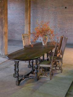 French 17th Century Baroque Oak Dining Table - 2613436