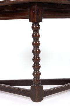 French 17th Century Oak Credence Table Circa 1680 - 2987541