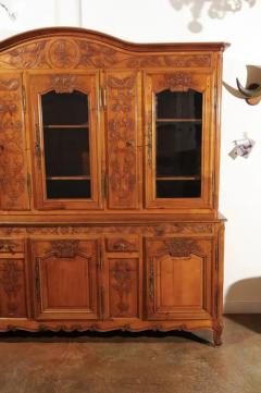 French 1820s Carved Walnut Vitrine with Glass Doors Hidden Panels and Drawers - 3422672