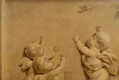 French 1820s Horizontal Grisaille Painting Depicting Cherubs Chasing a Bird - 3415135