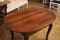 French 1830s Louis XV Style Center Table with Cabriole Legs and Carved Apron - 3521409