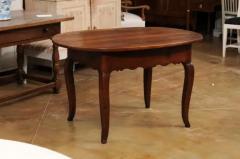 French 1830s Louis XV Style Center Table with Cabriole Legs and Carved Apron - 3521412