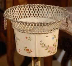 French 1870s T le and Iron Jardini re with Floral D cor and Scrolling Base - 3422642