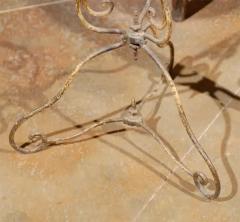 French 1870s T le and Iron Jardini re with Floral D cor and Scrolling Base - 3422643