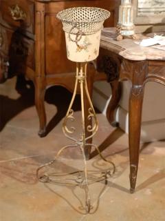 French 1870s T le and Iron Jardini re with Floral D cor and Scrolling Base - 3422645