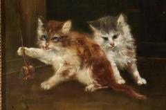 French 1890s Oil on Canvas Painting Featuring Playing Kittens in Giltwood Frame - 3417149