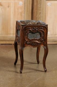 French 1890s Rococo Revival Walnut Planter with Rocailles and Floral Motifs - 3485434