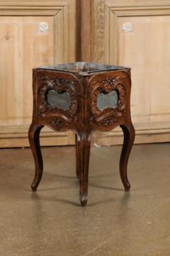 French 1890s Rococo Revival Walnut Planter with Rocailles and Floral Motifs - 3485448